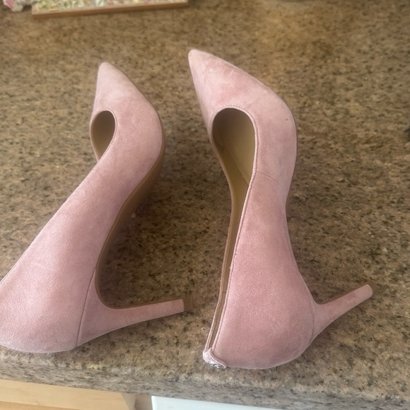 Michael Kors Blush Pink Pointed Toe Pump, size 8 - Picture 9 of 9